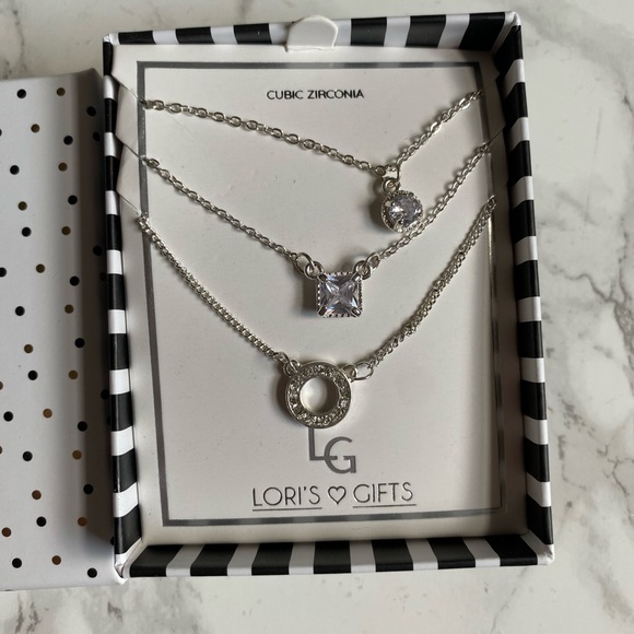 Cubic zirconia 3pc necklace set in gift box . Host Pick !! - Picture 3 of 4